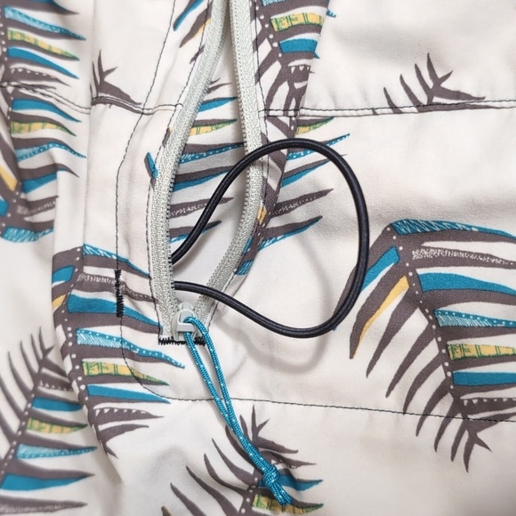 Patagonia Stretch Planing Boardshorts Size 35 In Fishbone Patterned Off-white - Picture 6 of 9